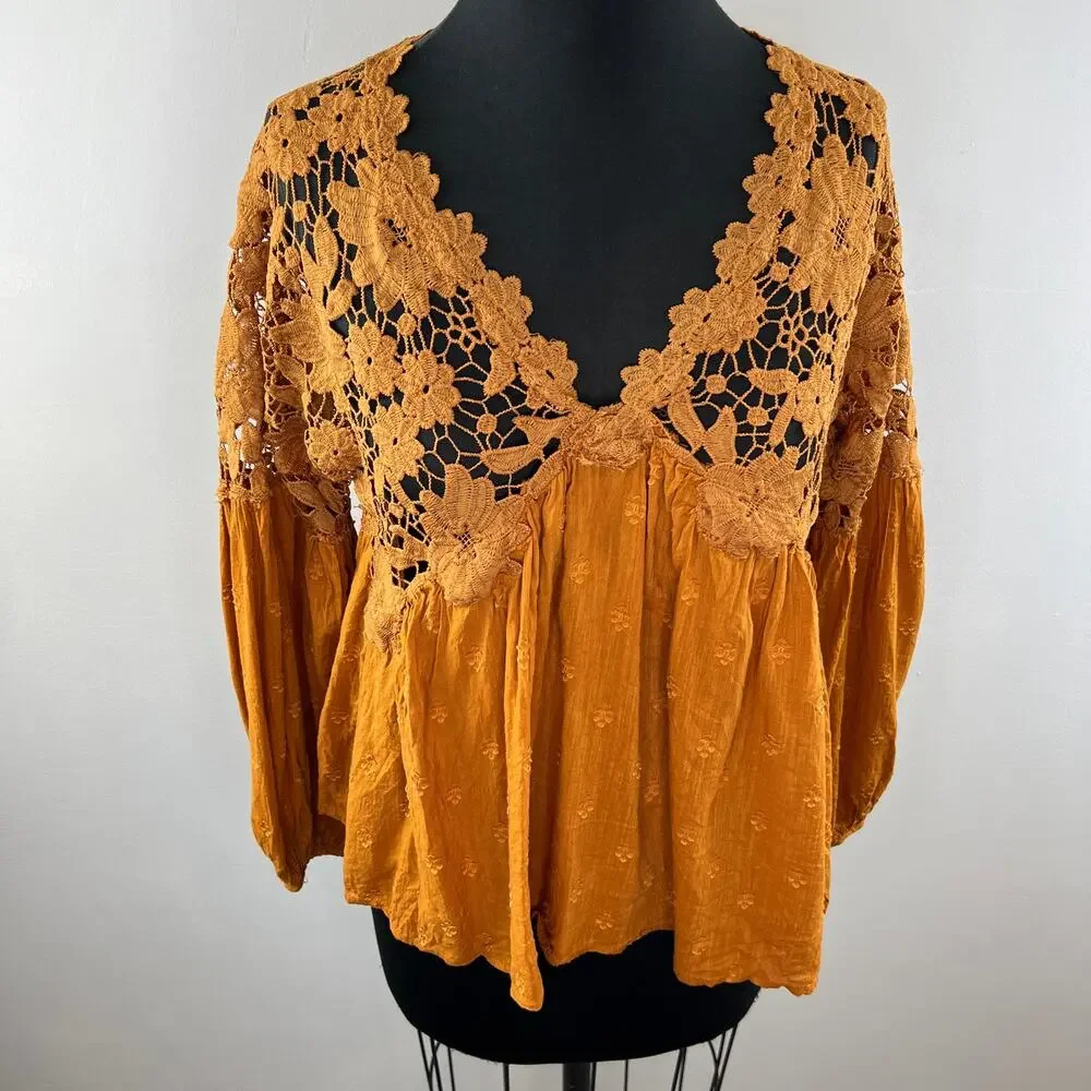 FREE PEOPLE Bronze Gold V-Neckline Bell Sleeves 100% Cotton Lina Lace Top Sz S